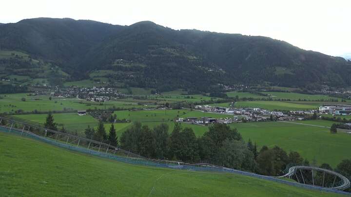 Kaprun (Kitzsteinhorn) Maiskogel snow cam captured at 14 September 2026 at 7:27 pm GMT+2