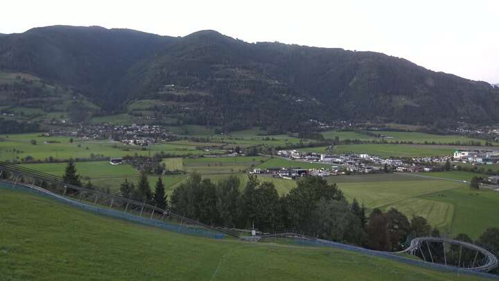 Kaprun (Kitzsteinhorn) Maiskogel snow cam captured at 27 September 2026 at 7:22 pm GMT+2
