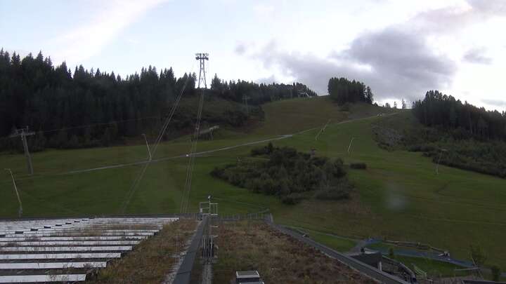Kaprun (Kitzsteinhorn) Upper Station Maiskogelbahn snow cam captured at 14 September 2026 at 7:27 pm GMT+2