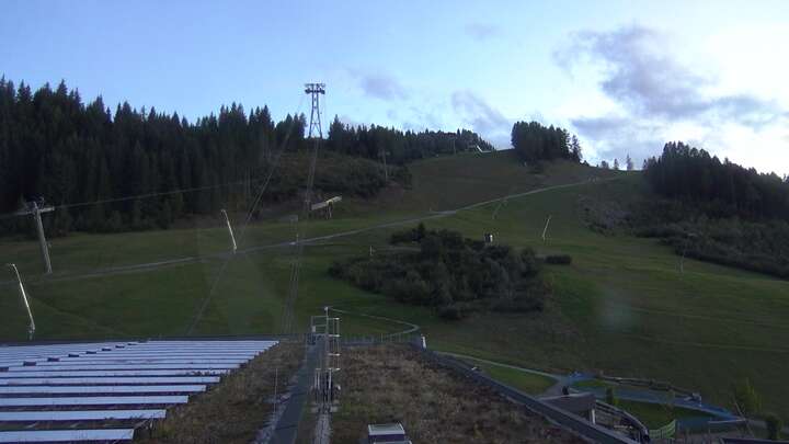 Kaprun (Kitzsteinhorn) Upper Station Maiskogelbahn snow cam captured at 21 September 2026 at 7:31 pm GMT+2
