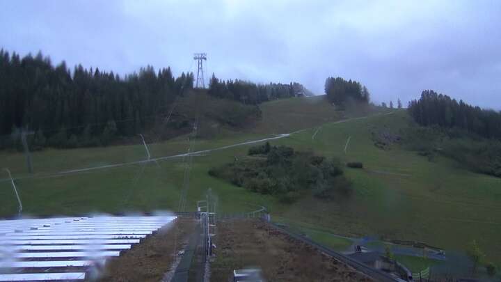 Kaprun (Kitzsteinhorn) Upper Station Maiskogelbahn snow cam captured at 24 September 2026 at 7:03 pm GMT+2