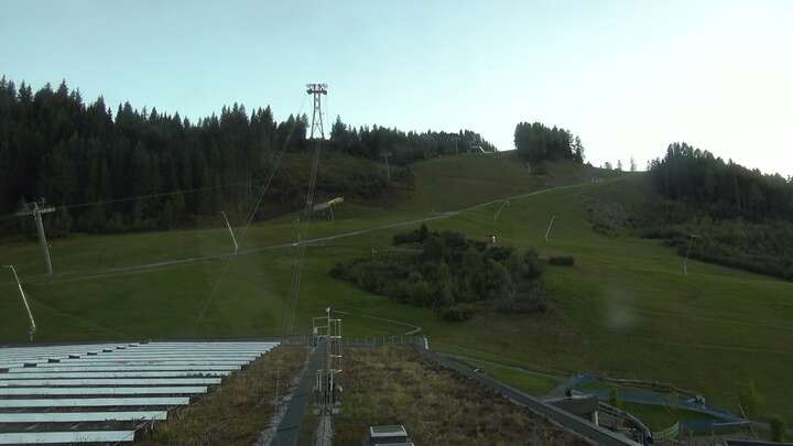 Kaprun (Kitzsteinhorn) Upper Station Maiskogelbahn snow cam captured at 25 September 2026 at 7:03 pm GMT+2