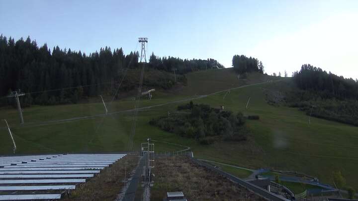 Kaprun (Kitzsteinhorn) Upper Station Maiskogelbahn snow cam captured at 28 September 2026 at 6:59 pm GMT+2