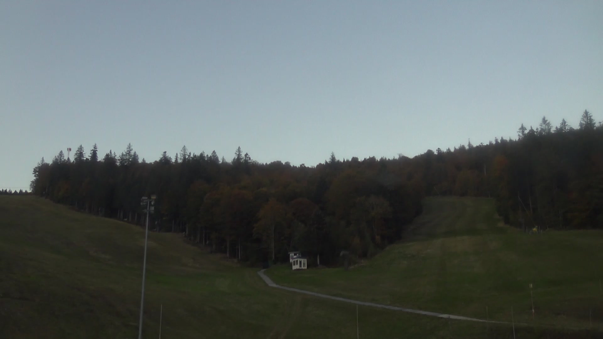 Klaffer am Hochficht (Hochficht Böhmerwald) Skiarena Hochficht snow cam captured at 5 October 2026 at 6:45 pm GMT+2