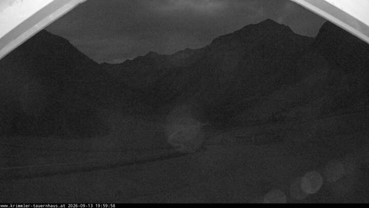 Krimml (Zillertalarena) Krimmler Tauernhaus snow cam captured at 13 September 2026 at 8:16 pm GMT+2