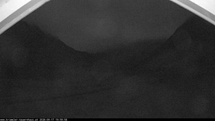 Krimml (Zillertalarena) Krimmler Tauernhaus snow cam captured at 17 September 2026 at 10:06 pm GMT+2