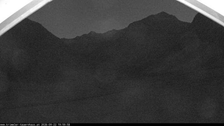 Krimml (Zillertalarena) Krimmler Tauernhaus snow cam captured at 22 September 2026 at 8:11 pm GMT+2