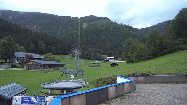 Lackenhof am Ötscher (Ötscherlifte) Base Station Weitental snow cam captured at 22 September 2026 at 7:08 pm GMT+2