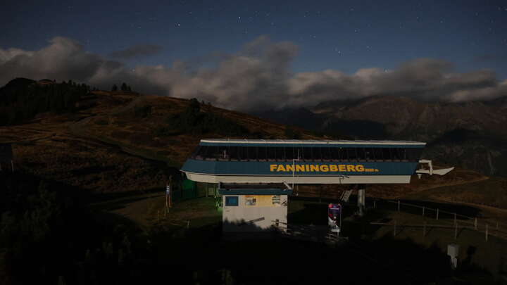 Mariapfarr (Fanningberg) Fanningberg - Upper Station snow cam captured at 21 September 2026 at 11:33 pm GMT+2