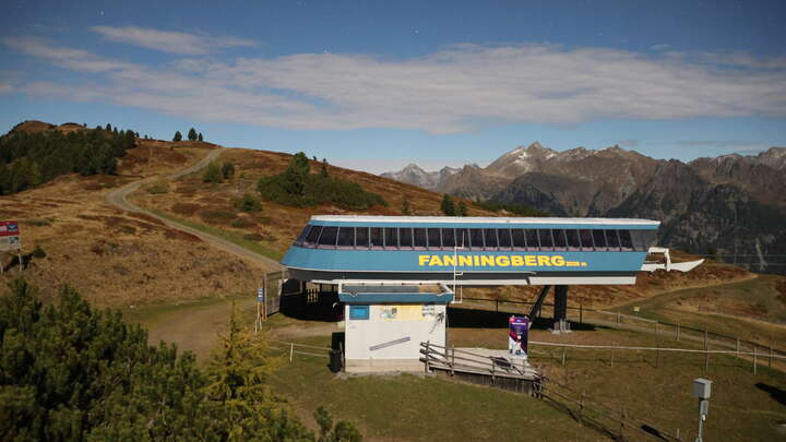 Mariapfarr (Fanningberg) Fanningberg - Upper Station snow cam captured at 25 September 2026 at 11:53 pm GMT+2