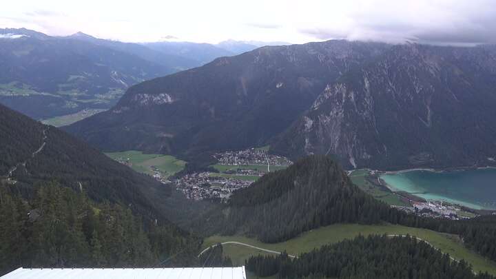 Maurach (Achensee) Rofan - Seilbahn Upper Station snow cam captured at 14 September 2026 at 7:29 pm GMT+2