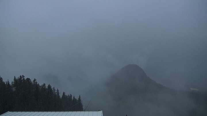 Maurach (Achensee) Rofan - Seilbahn Upper Station snow cam captured at 16 September 2026 at 7:26 pm GMT+2