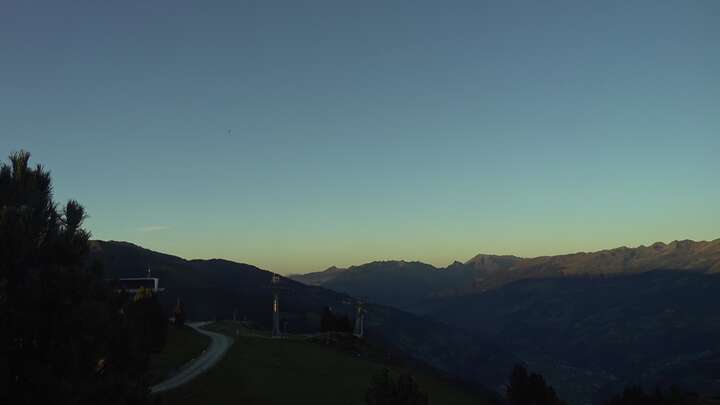 Mayrhofen Penkenbahn snow cam captured at 15 September 2026 at 7:12 pm GMT+2