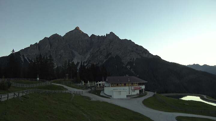 Mieders (Stubai) Koppeneck snow cam captured at 22 September 2026 at 7:21 pm GMT+2