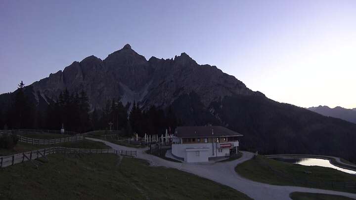 Mieders (Stubai) Koppeneck snow cam captured at 28 September 2026 at 7:17 pm GMT+2