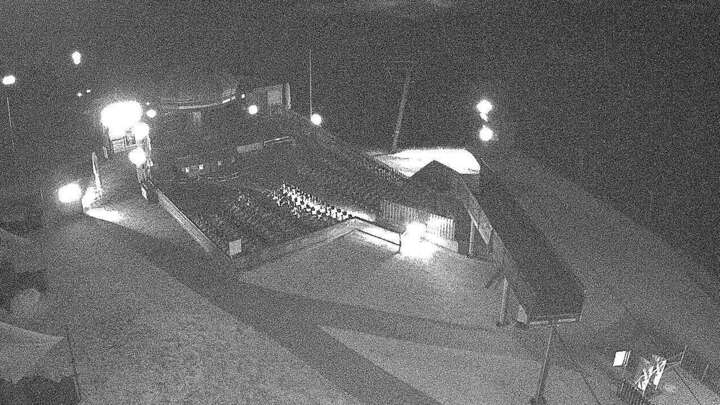 Mitterbach (Gemeindealpe) Mid Station snow cam captured at 17 September 2026 at 11:43 pm GMT+2