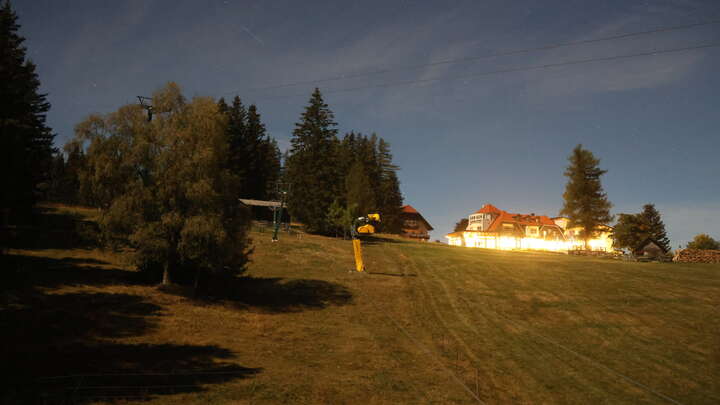 Mönichkirchen Mönichkirchner Schwaig snow cam captured at 26 September 2026 at 11:58 pm GMT+2