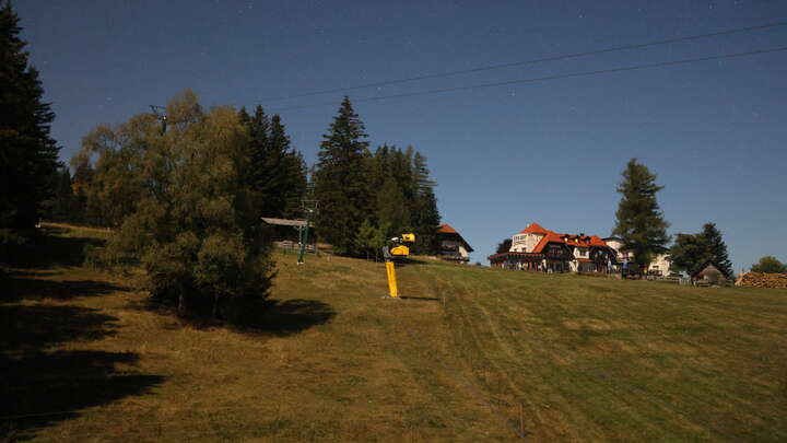 Mönichkirchen Mönichkirchner Schwaig snow cam captured at 27 September 2026 at 11:55 pm GMT+2