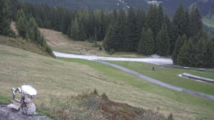 Mühlbach am Hochkönig (Hochkönig) Kabinenbahn Karbachalm snow cam captured at 18 September 2026 at 7:28 pm GMT+2