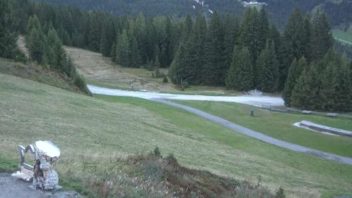 Mühlbach am Hochkönig (Hochkönig) Kabinenbahn Karbachalm snow cam captured at 20 September 2026 at 7:22 pm GMT+2