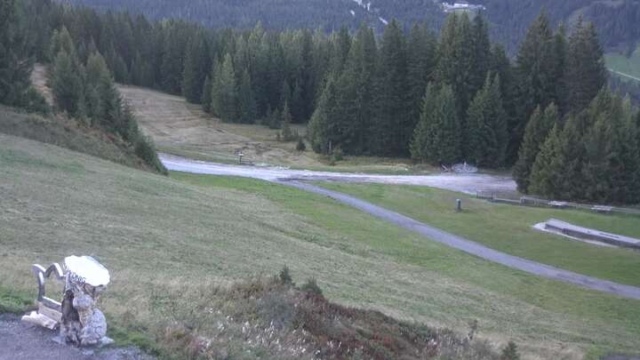 Mühlbach am Hochkönig (Hochkönig) Kabinenbahn Karbachalm snow cam captured at 21 September 2026 at 7:22 pm GMT+2