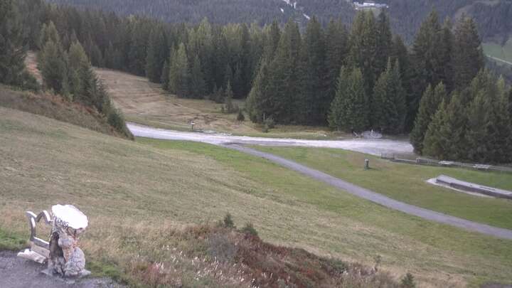 Mühlbach am Hochkönig (Hochkönig) Kabinenbahn Karbachalm snow cam captured at 23 September 2026 at 7:26 pm GMT+2