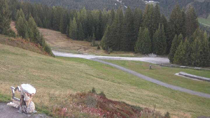 Mühlbach am Hochkönig (Hochkönig) Kabinenbahn Karbachalm snow cam captured at 27 September 2026 at 7:07 pm GMT+2