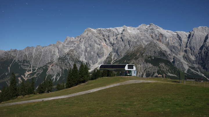 Mühlbach am Hochkönig (Hochkönig) Kingscab Upper Station snow cam captured at 25 September 2026 at 11:27 pm GMT+2