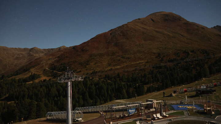Nauders Upper Station Bergkastelseilbahn snow cam captured at 24 September 2026 at 11:43 pm GMT+2