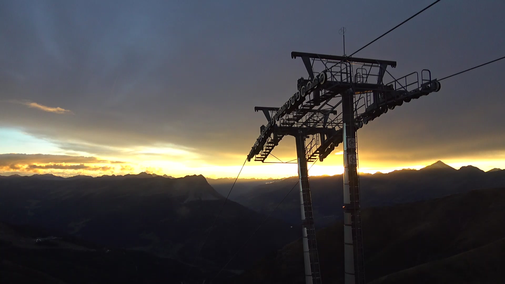 Nauders Tscheyeck Upper Station snow cam captured at 5 October 2026 at 6:59 pm GMT+2