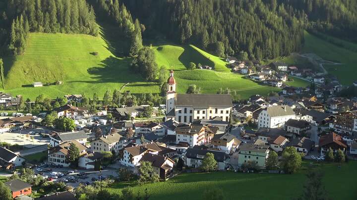 Neustift im Stubaital (Stubai) Neustift snow cam captured at 15 September 2026 at 5:53 pm GMT+2
