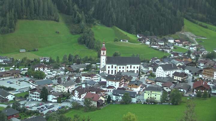 Neustift im Stubaital (Stubai) Neustift snow cam captured at 23 September 2026 at 7:11 pm GMT+2