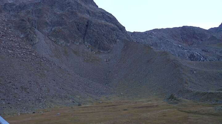 Neustift (Stubaier Gletscher) Fernau Mid Station snow cam captured at 17 September 2026 at 10:07 pm GMT+2