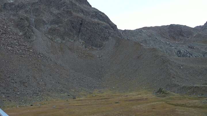 Neustift (Stubaier Gletscher) Fernau Mid Station snow cam captured at 26 September 2026 at 7:10 pm GMT+2