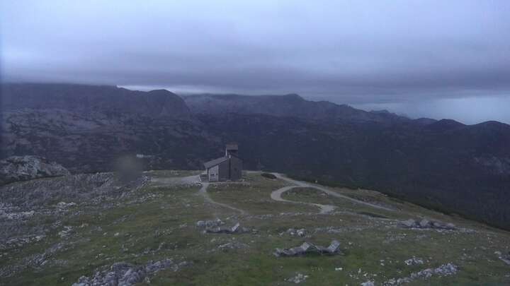 Obertraun (Dachstein Salzkammergut) Krippenstein Upper Station snow cam captured at 13 September 2026 at 7:31 pm GMT+2