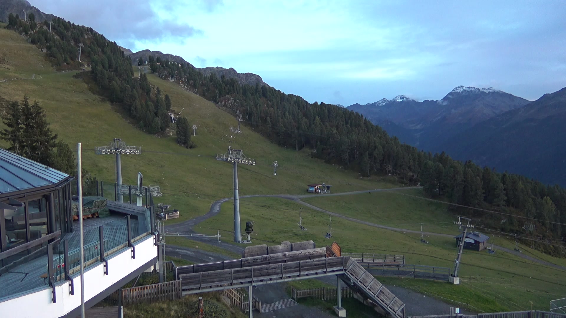 Oetz (Hochoetz) Widiversum Hochoetz snow cam captured at 5 October 2026 at 7:09 pm GMT+2