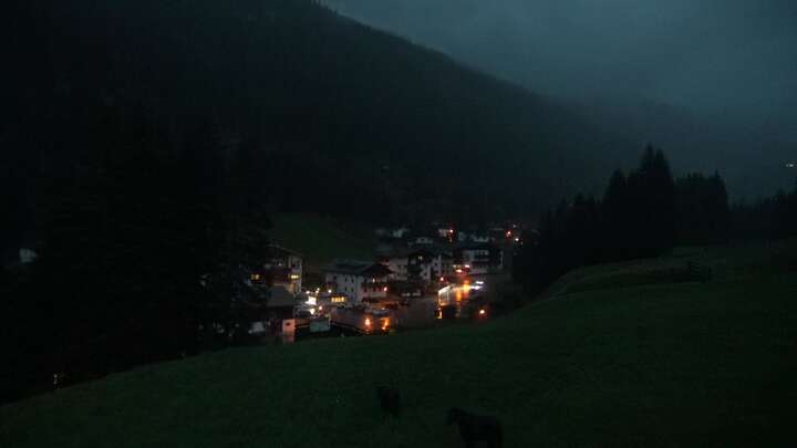 Oetz (Hochoetz) Balbach Wiesenlift snow cam captured at 16 September 2026 at 7:44 pm GMT+2