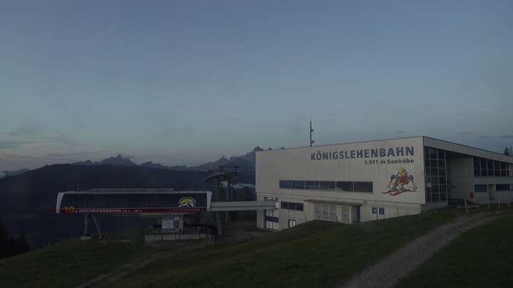 Radstadt Kemahdhöhe snow cam captured at 17 September 2026 at 10:11 pm GMT+2