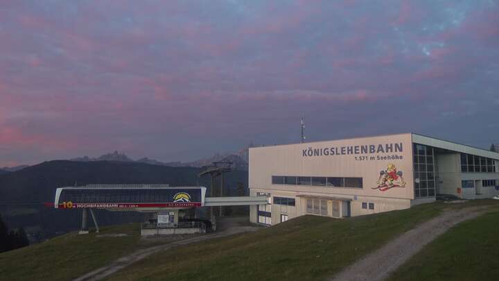 Radstadt Kemahdhöhe snow cam captured at 25 September 2026 at 7:22 pm GMT+2