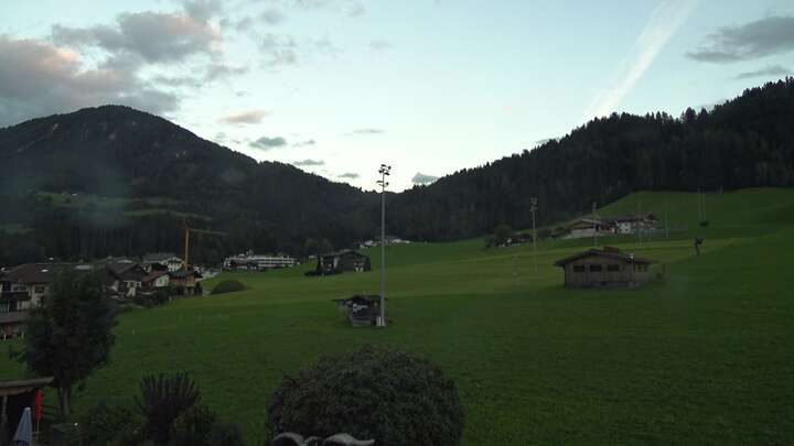 Reith im Alpbachtal (Ski Juwel Alpbachtal Wildschönau) Reitherkogelbahn snow cam captured at 14 September 2026 at 7:30 pm GMT+2
