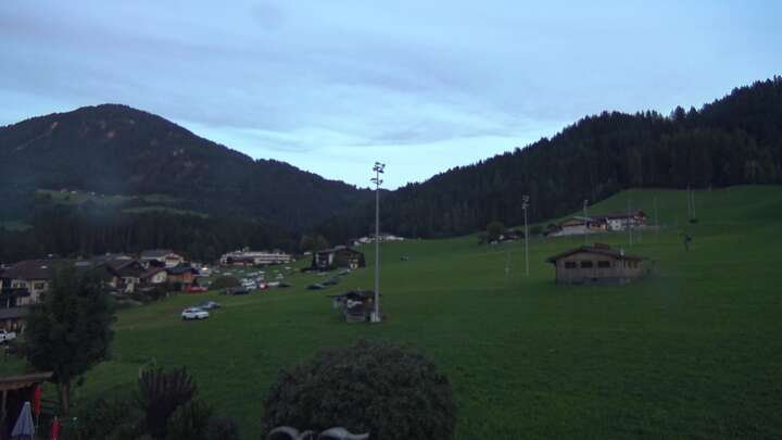 Reith im Alpbachtal (Ski Juwel Alpbachtal Wildschönau) Reitherkogelbahn snow cam captured at 19 September 2026 at 7:37 pm GMT+2