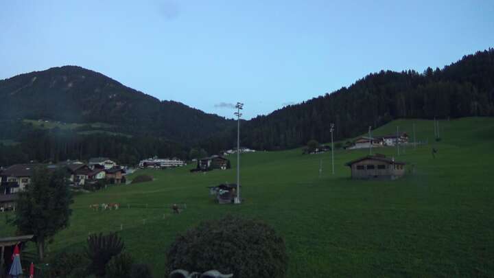 Reith im Alpbachtal (Ski Juwel Alpbachtal Wildschönau) Reitherkogelbahn snow cam captured at 21 September 2026 at 7:39 pm GMT+2