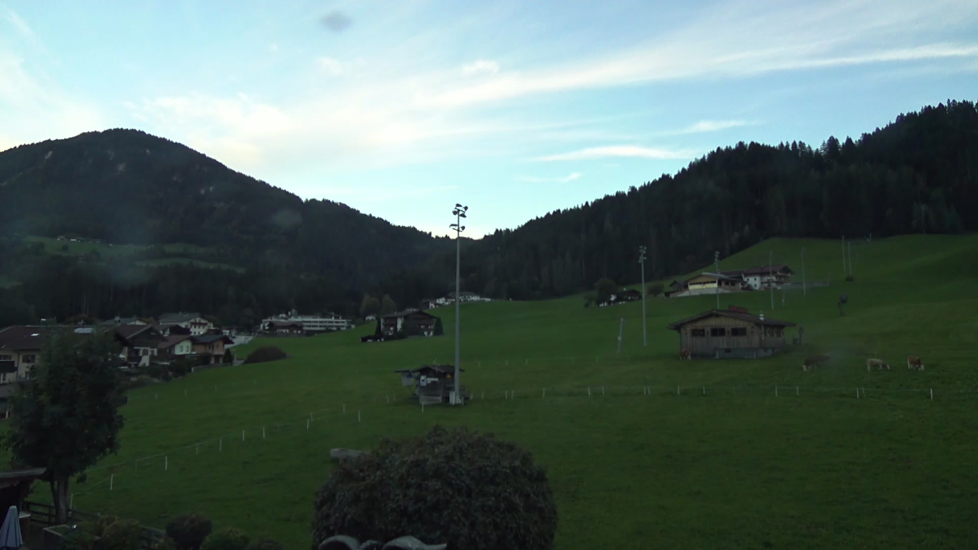 Reith im Alpbachtal (Ski Juwel Alpbachtal Wildschönau) Reitherkogelbahn snow cam captured at 5 October 2026 at 6:37 pm GMT+2