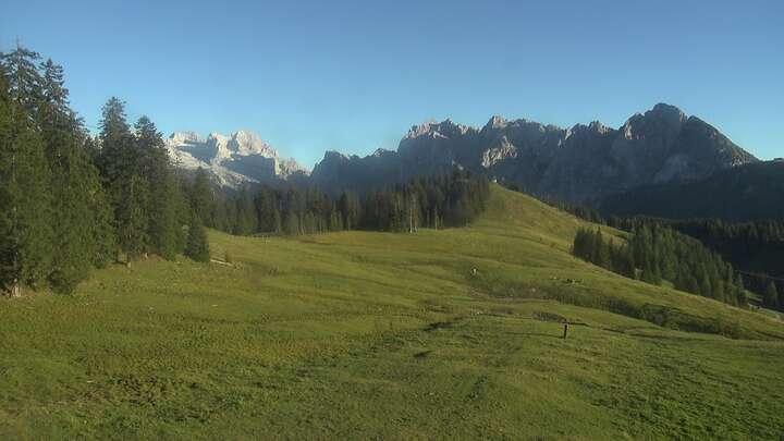 Russbach (Dachstein West) Dachstein West - Family Park snow cam captured at 15 September 2026 at 6:09 pm GMT+2