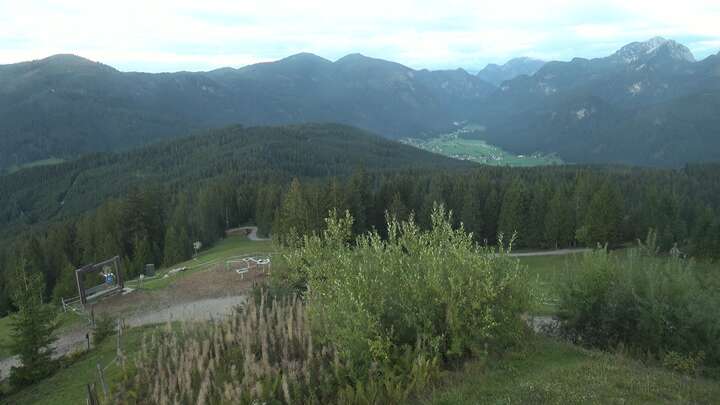 Russbach (Dachstein West) Dachstein West - Upper Station Hornbahn snow cam captured at 14 September 2026 at 7:30 pm GMT+2