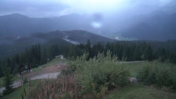 Russbach (Dachstein West) Dachstein West - Upper Station Hornbahn snow cam captured at 24 September 2026 at 7:29 pm GMT+2