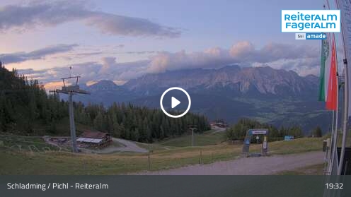 Schladming / Pichl - Reiteralm Upper Station Preunegg Jet snow cam captured at 12 September 2026 at 7:38 pm GMT+2