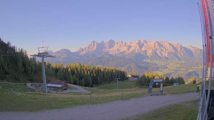 Schladming / Pichl - Reiteralm Upper Station Preunegg Jet snow cam captured at 15 September 2026 at 5:54 pm GMT+2