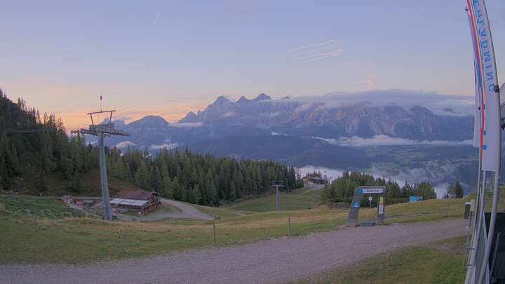 Schladming / Pichl - Reiteralm Upper Station Preunegg Jet snow cam captured at 17 September 2026 at 10:12 pm GMT+2