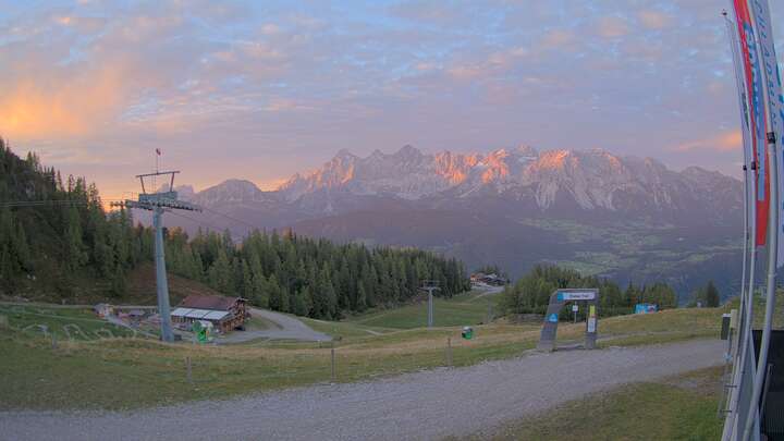 Schladming / Pichl - Reiteralm Upper Station Preunegg Jet snow cam captured at 25 September 2026 at 6:58 pm GMT+2